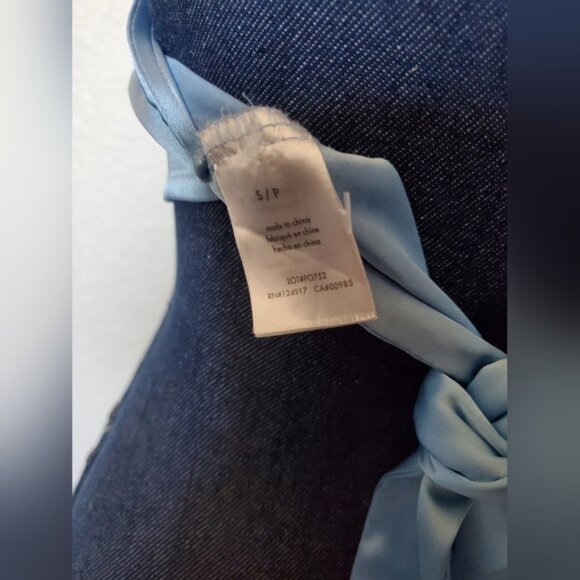 We Wore What Revolve Light Blue Satin Halter Top Crop Top Women's Size Small - Picture 5 of 8